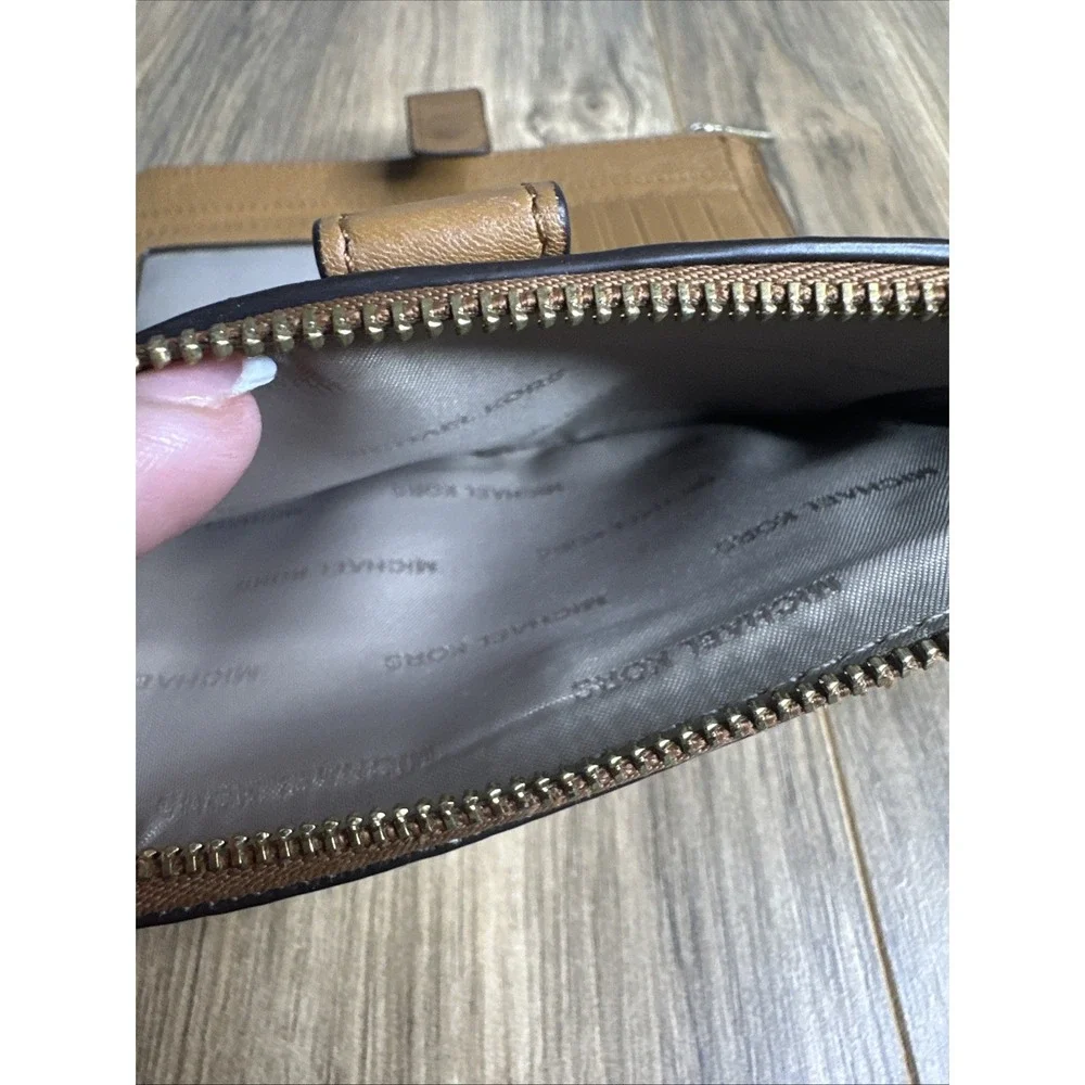 Michael Kors‎ Women's Wristlet Wallet Kane-M Brown Double Fold
